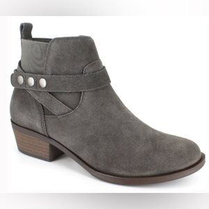 Suede boots ankle boots Soft suede upper boots new boots gray suede boots